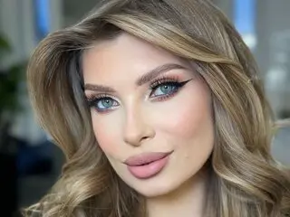 Lj sex Alessia